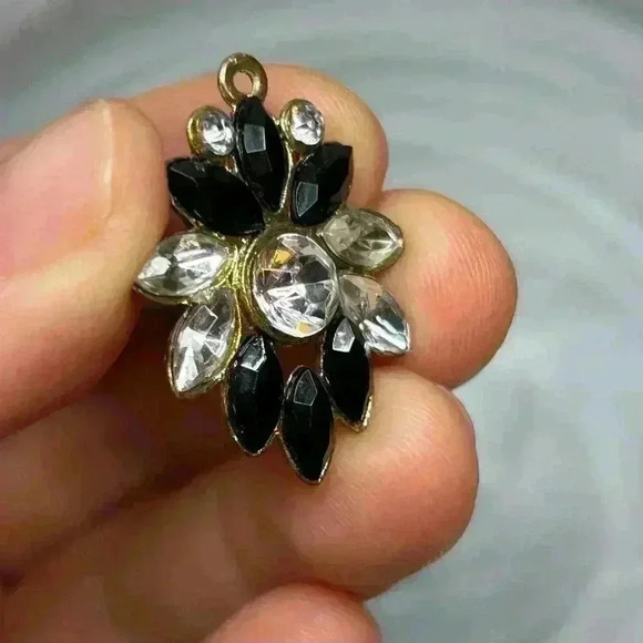 Vintage Black and Clear Crystals Pendant - Picture 2 of 5
